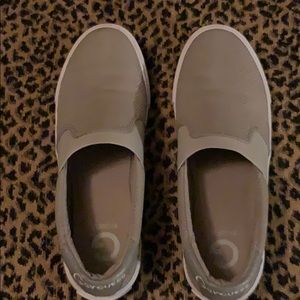 Women’s slip ons